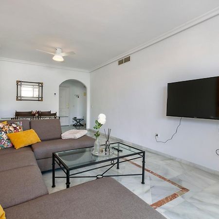 Lovely 2 Bedroom Locrimar V Walk To Beach Rdr260 Марбелья Экстерьер фото